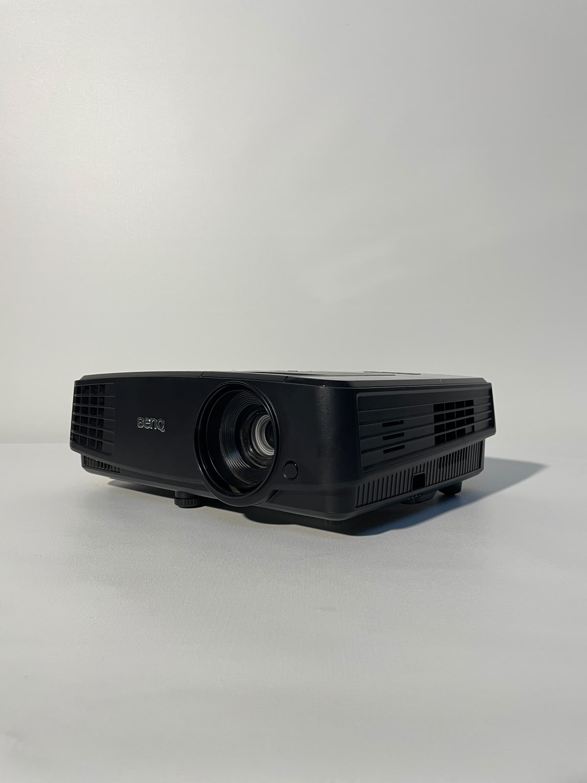 Ultra Bright Projector — Projectors & Screens rental in Bangalore